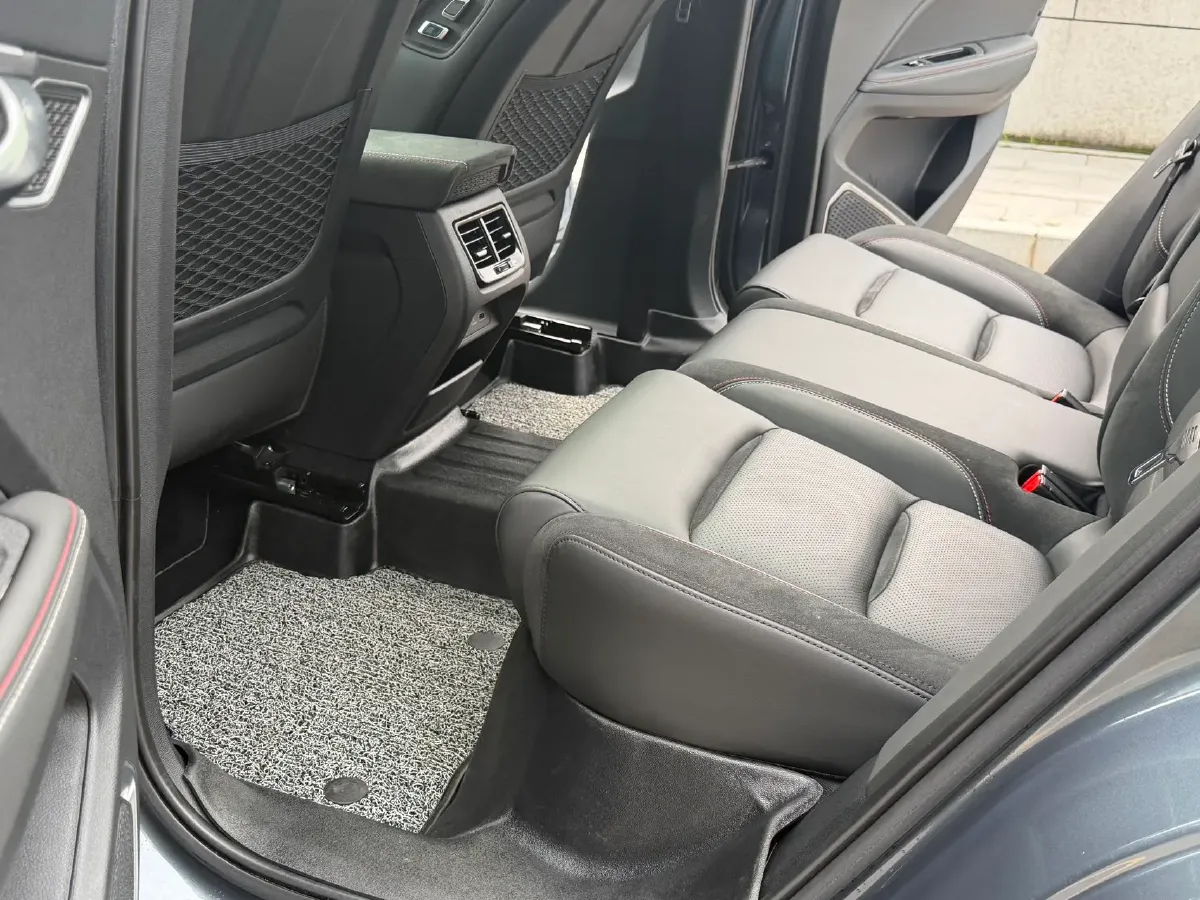 2020 Geely Tugella 2.0T 238HP L4 8AT,autocango,china used car exporter,china ev exporter,chinese used car exporter,chinese used ev exporter