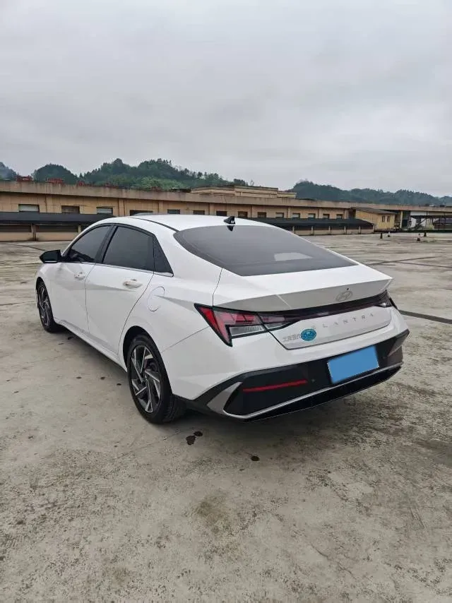 2023 Hyundai Elantra 1.5L 115HP L4 CVT,autocango,china used car exporter,china ev exporter,chinese used car exporter,chinese used ev exporter