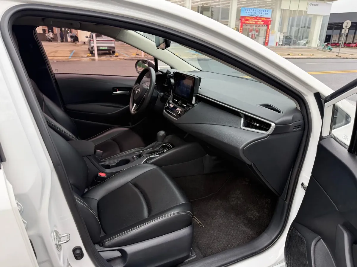 2021 Toyota Corolla 1.2T 116HP L4 CVT,autocango,china used car exporter,china ev exporter,chinese used car exporter,chinese used ev exporter