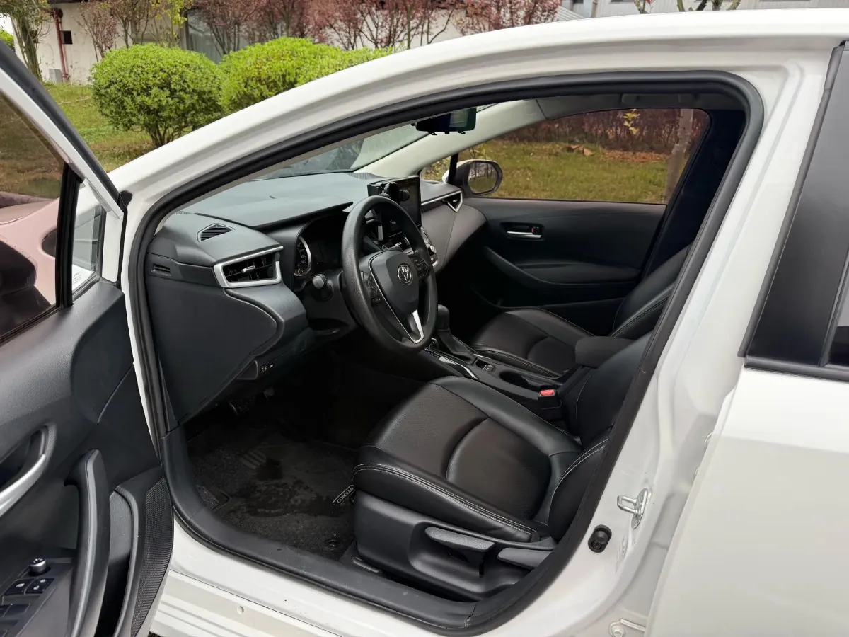 2021 Toyota Corolla 1.2T 116HP L4 CVT,autocango,china used car exporter,china ev exporter,chinese used car exporter,chinese used ev exporter