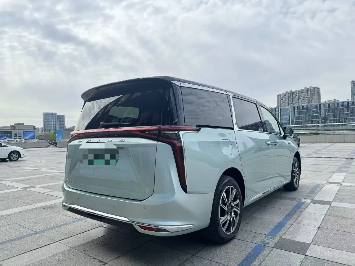 2024 MAXUS DaJia 9 1.5T 150HP L4 1DHT PHEV 39.7KWH,autocango,china used car exporter,china ev exporter,chinese used car exporter,chinese used ev exporter
