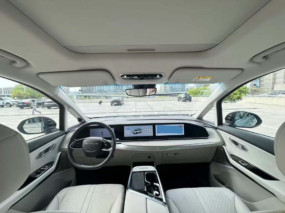 2024 MAXUS DaJia 9 1.5T 150HP L4 1DHT PHEV 39.7KWH,autocango,china used car exporter,china ev exporter,chinese used car exporter,chinese used ev exporter