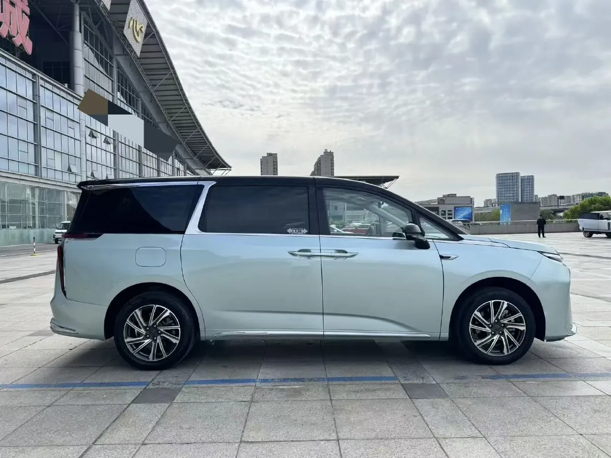 2024 MAXUS DaJia 9 1.5T 150HP L4 1DHT PHEV 39.7KWH,autocango,china used car exporter,china ev exporter,chinese used car exporter,chinese used ev exporter