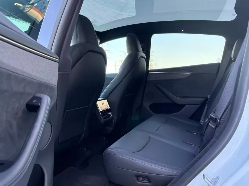 2026 Tesla Model Y BEV,autocango,china used car exporter,china ev exporter,chinese used car exporter,chinese used ev exporter