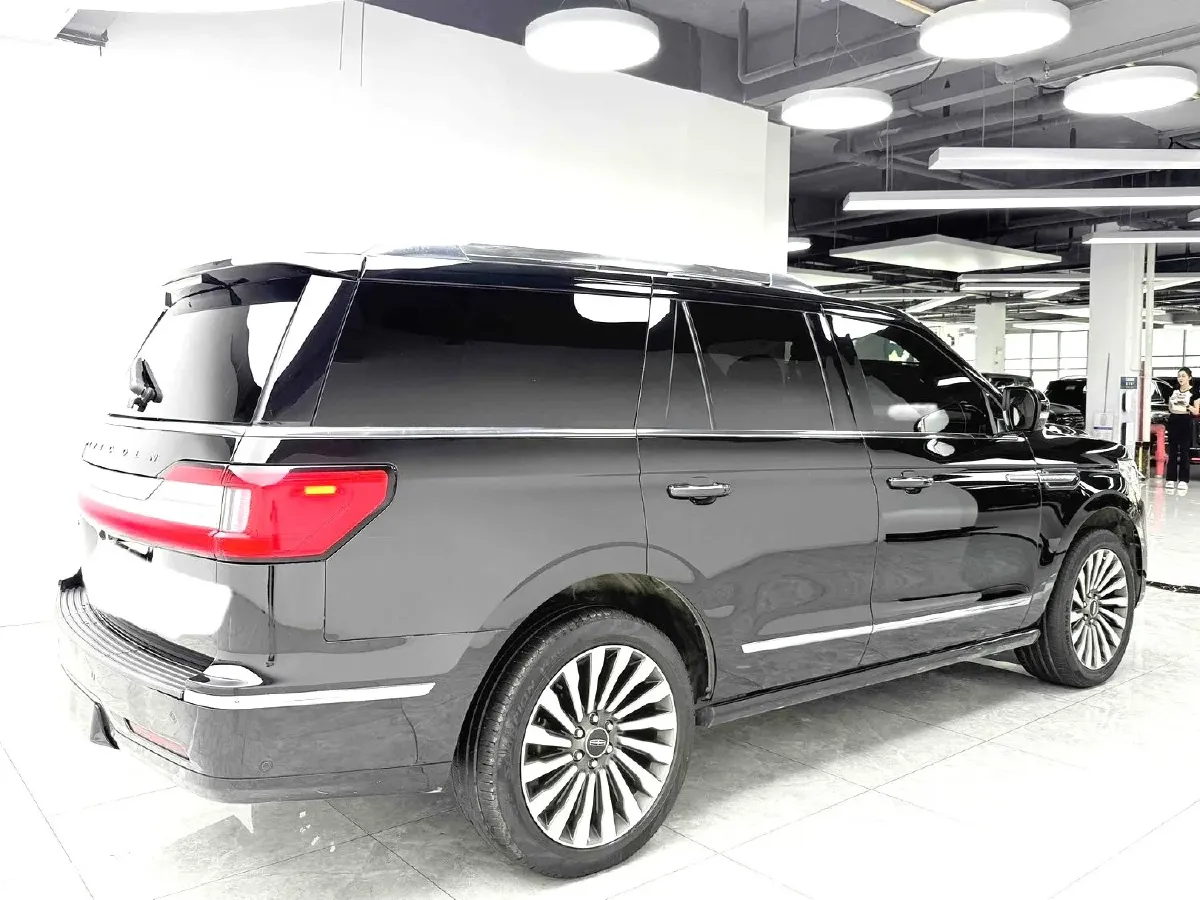 2020 Lincoln Navigator 3.5T 388HP V6 10AT,autocango,china used car exporter,china ev exporter,chinese used car exporter,chinese used ev exporter
