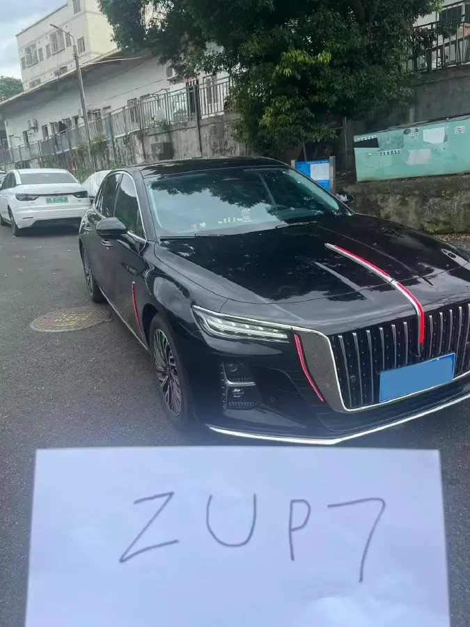 2024 HongQi H5 2.0T 224HP L4 8AT,autocango,china used car exporter,china ev exporter,chinese used car exporter,chinese used ev exporter