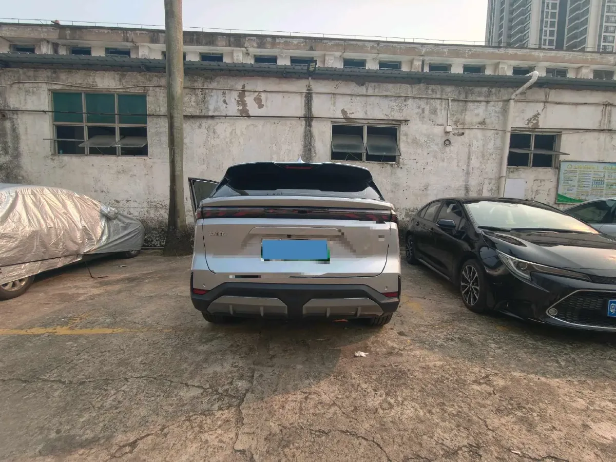 2024 Geely Galaxy L7 1.5T 163HP L4 3DHT PHEV 18.7KWH,autocango,china used car exporter,china ev exporter,chinese used car exporter,chinese used ev exporter