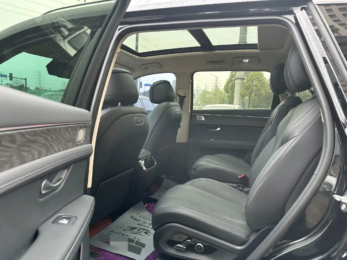 2024 AITO AITO M7 1.5T 152HP L4 REEV 40KWH,autocango,china used car exporter,china ev exporter,chinese used car exporter,chinese used ev exporter