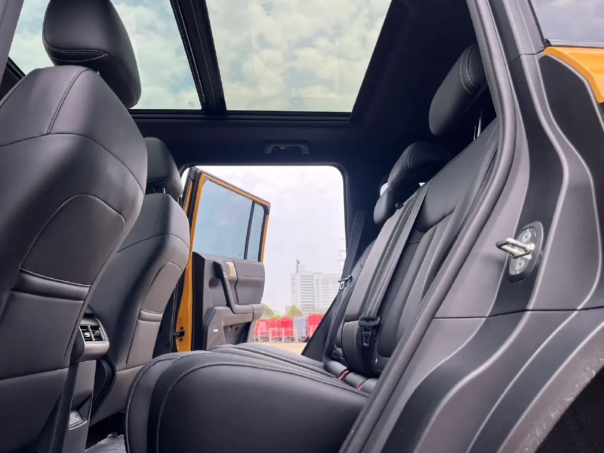 2025 Fulwin FulwinX3L REEV 156HP REEV,autocango,china used car exporter,china ev exporter,chinese used car exporter,chinese used ev exporter