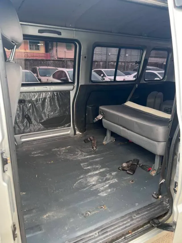 2021 WuLing RongGuang 1.5L 99HP L4 5MT,autocango,china used car exporter,china ev exporter,chinese used car exporter,chinese used ev exporter