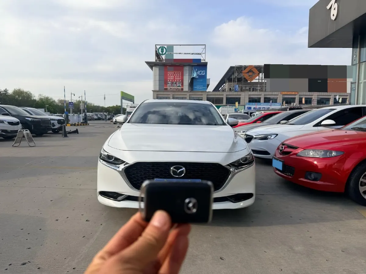 2020 Mazda 3 Axela 2.0L 158HP L4 6AT,autocango,china used car exporter,china ev exporter,chinese used car exporter,chinese used ev exporter