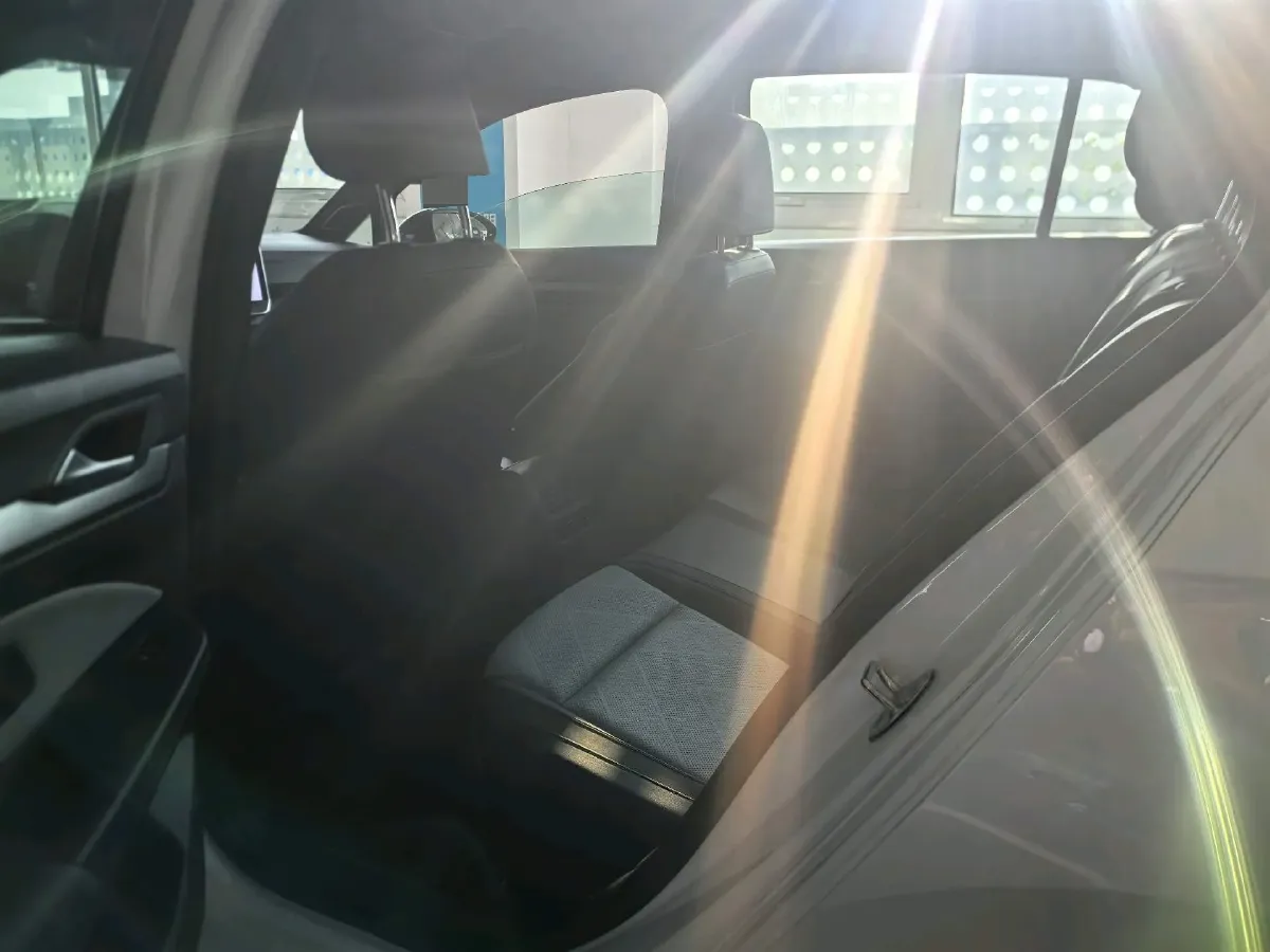 2025 Volkswagen Golf 1.5T 160HP L4 7DCT,autocango,china used car exporter,china ev exporter,chinese used car exporter,chinese used ev exporter