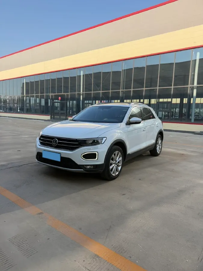 2022 Volkswagen T-Roc 1.4T 150HP L4 7DCT,autocango,china used car exporter,china ev exporter,chinese used car exporter,chinese used ev exporter