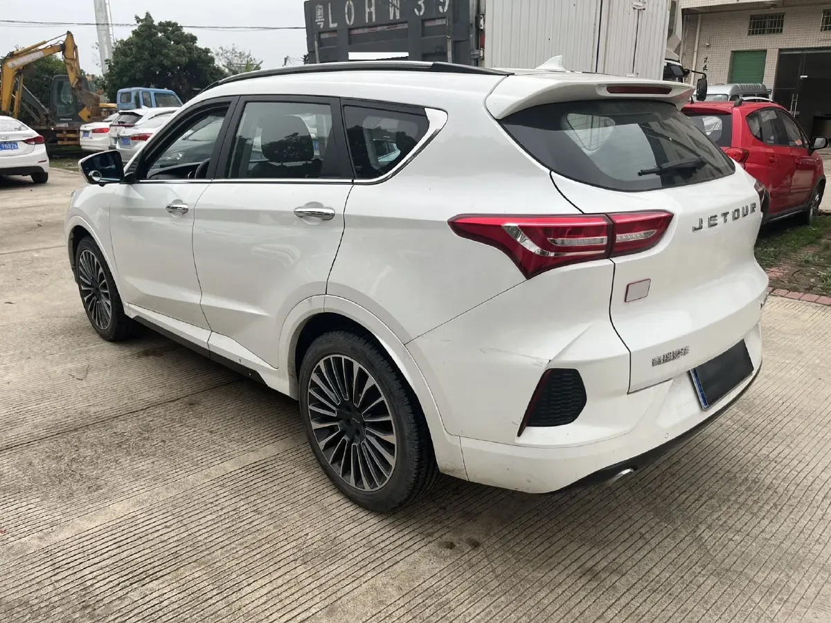 2020 Jetour X70 1.5T 156HP L4 6MT,autocango,china used car exporter,china ev exporter,chinese used car exporter,chinese used ev exporter