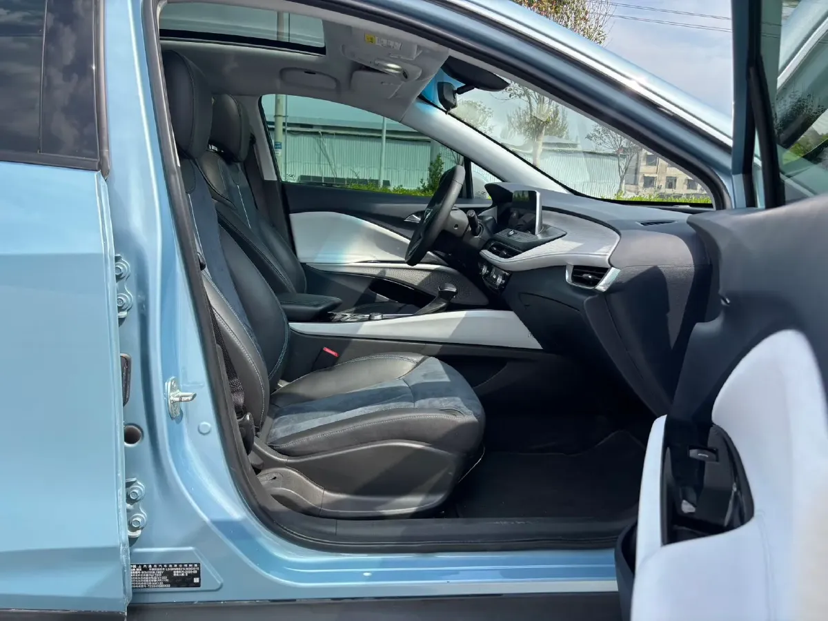 2019 Buick Velite 6 BEV 35KWH,autocango,china used car exporter,china ev exporter,chinese used car exporter,chinese used ev exporter