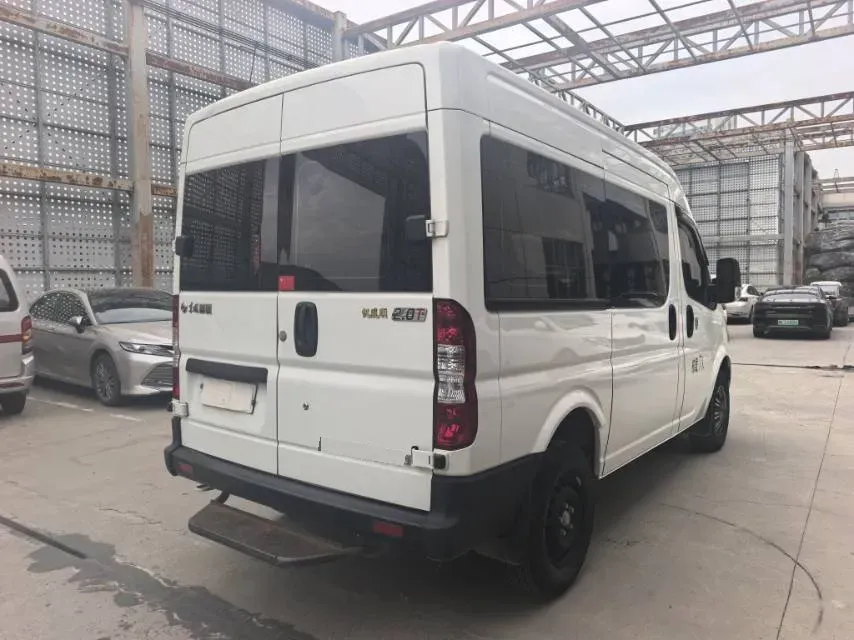 2021 DongFeng DFAC YuFeng 2.0T 136HP L4 6MT,autocango,china used car exporter,china ev exporter,chinese used car exporter,chinese used ev exporter