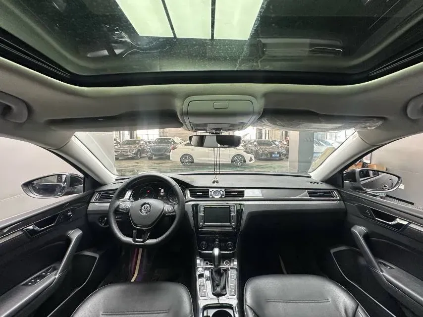 2017 Volkswagen Passat 1.8T 180HP L4 7DCT,autocango,china used car exporter,china ev exporter,chinese used car exporter,chinese used ev exporter