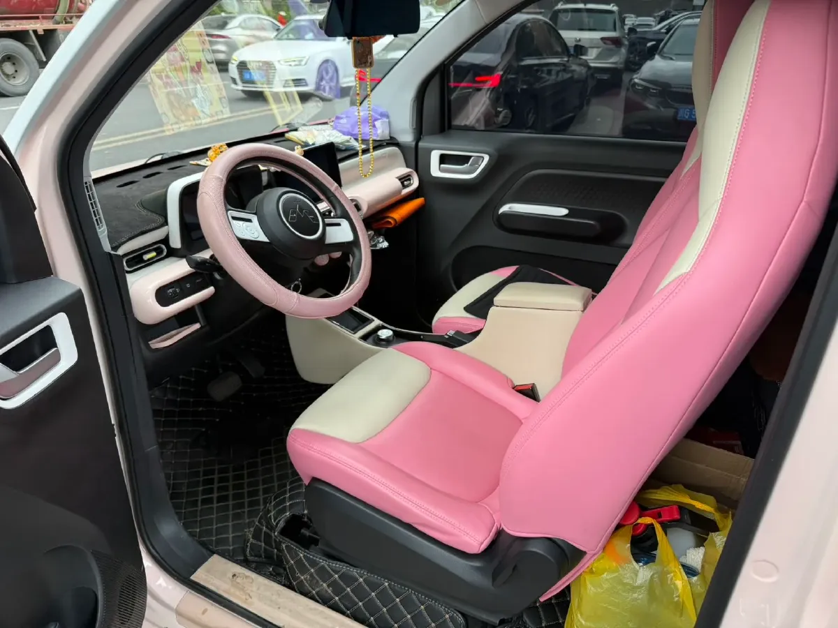 2024 WuLing HongGuang MINI EV BEV 17.3KWH,autocango,china used car exporter,china ev exporter,chinese used car exporter,chinese used ev exporter