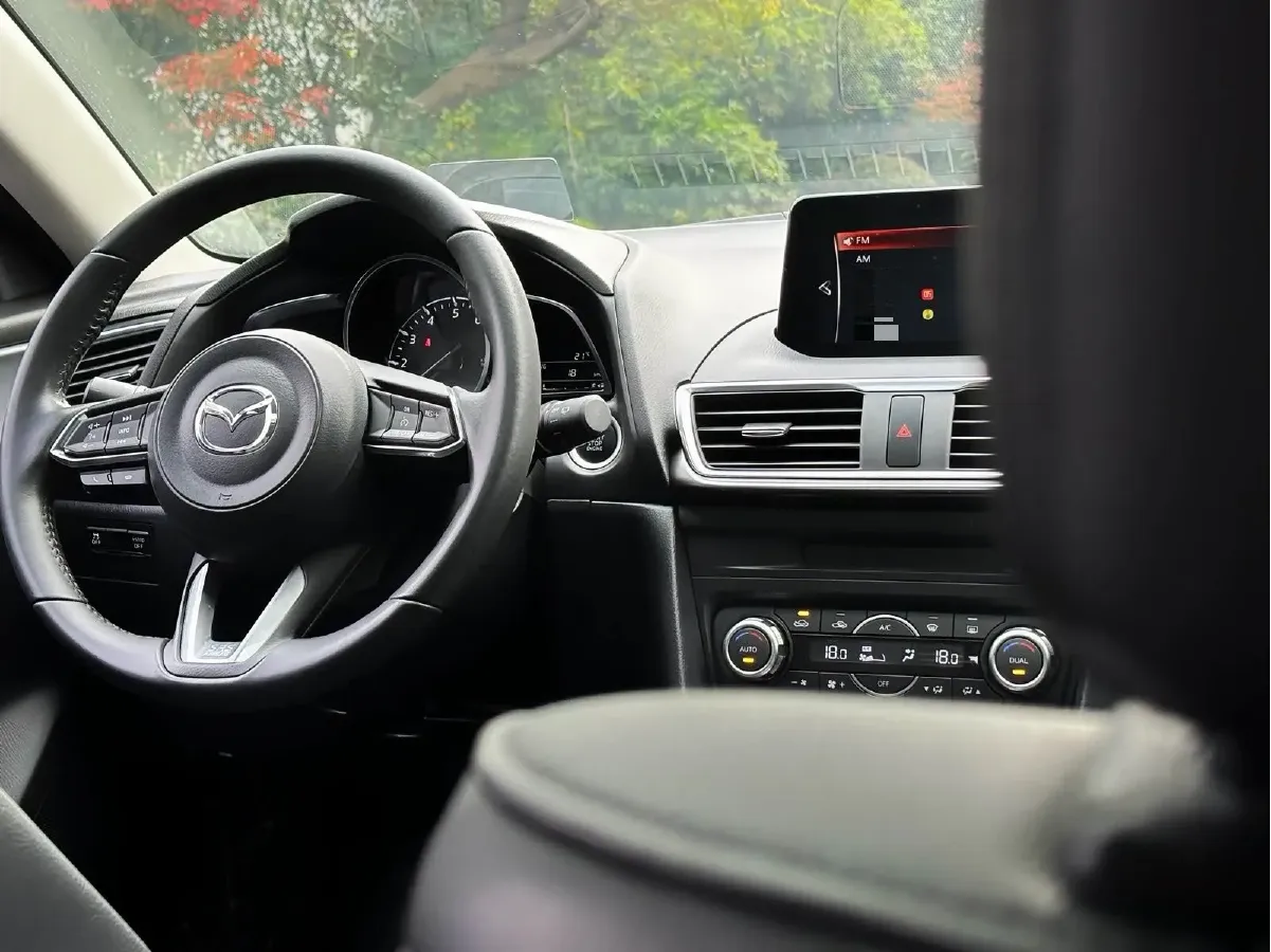 2017 Mazda 3 Axela 2.0L 158HP L4 6AT,autocango,china used car exporter,china ev exporter,chinese used car exporter,chinese used ev exporter