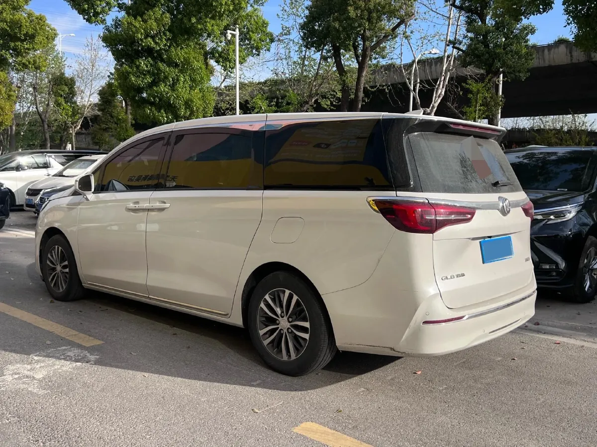 2023 Buick GL8 2.0T 237HP L4 9AT,autocango,china used car exporter,china ev exporter,chinese used car exporter,chinese used ev exporter