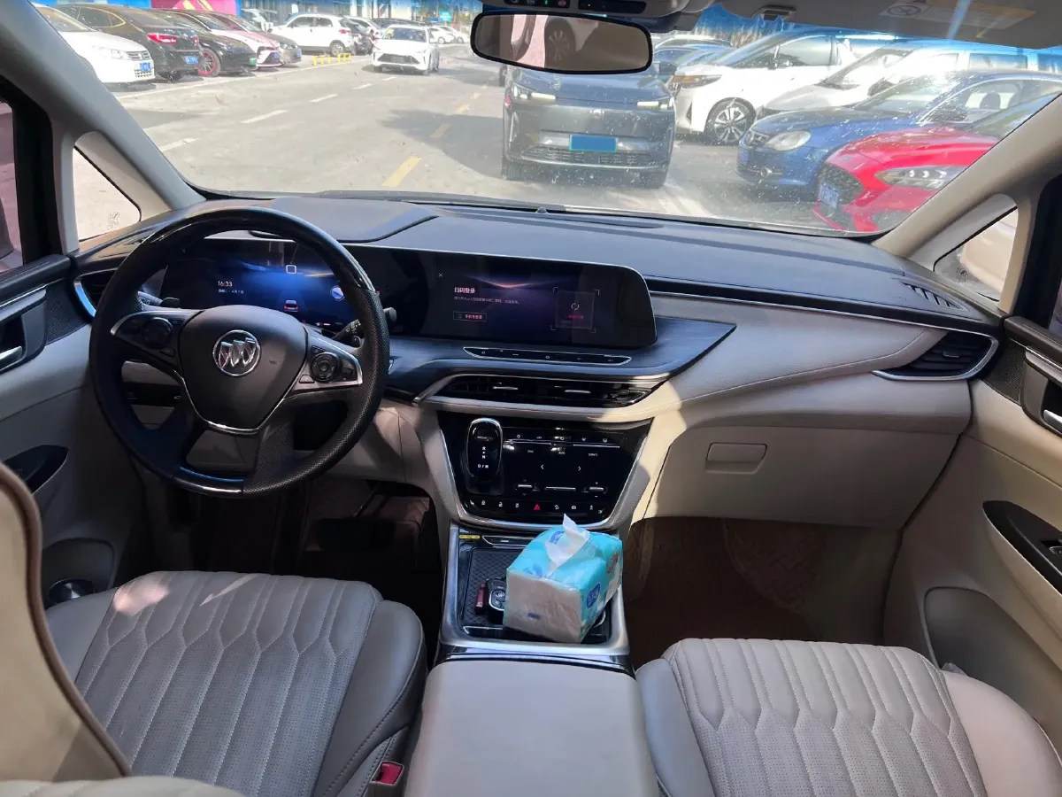 2023 Buick GL8 2.0T 237HP L4 9AT,autocango,china used car exporter,china ev exporter,chinese used car exporter,chinese used ev exporter