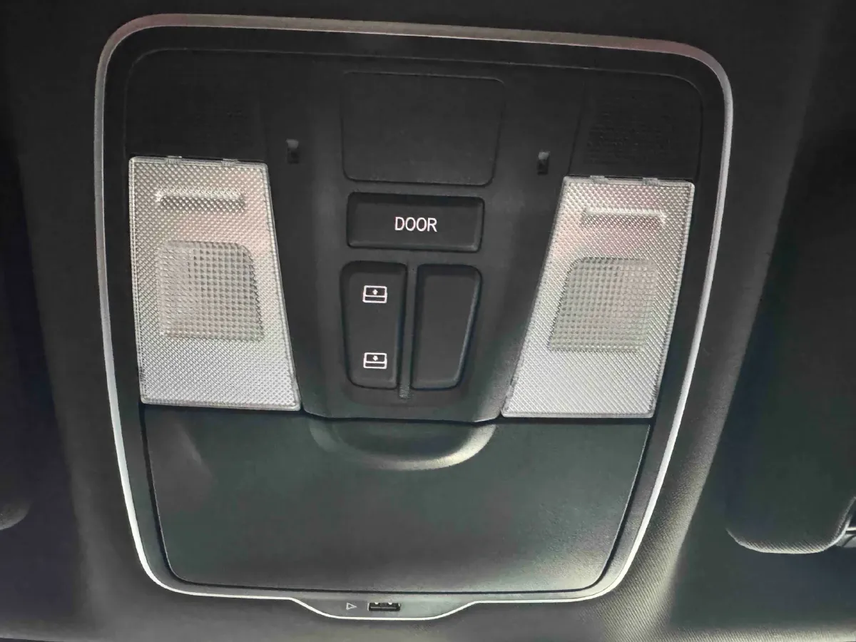 2022 ChangAn CS35 Plus 1.6L 128HP L4 CVT,autocango,china used car exporter,china ev exporter,chinese used car exporter,chinese used ev exporter