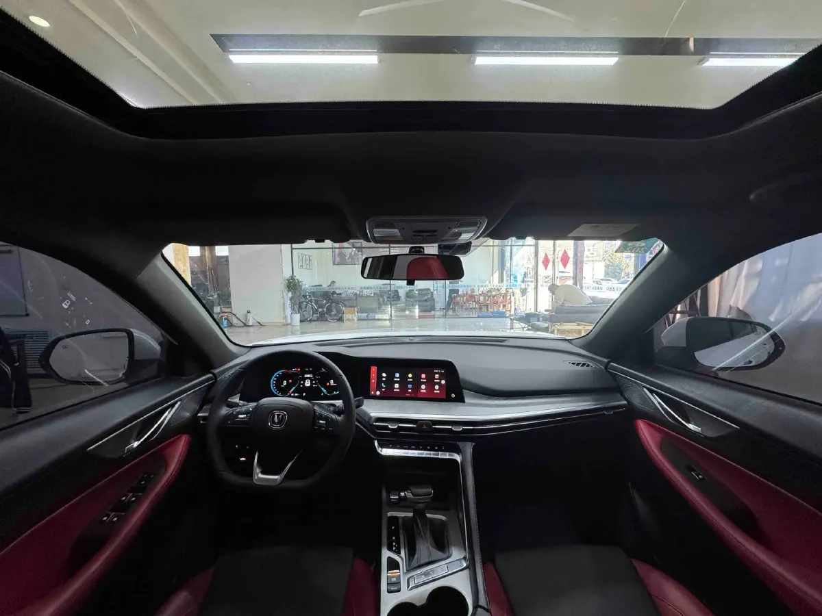 2022 ChangAn CS35 Plus 1.6L 128HP L4 CVT,autocango,china used car exporter,china ev exporter,chinese used car exporter,chinese used ev exporter