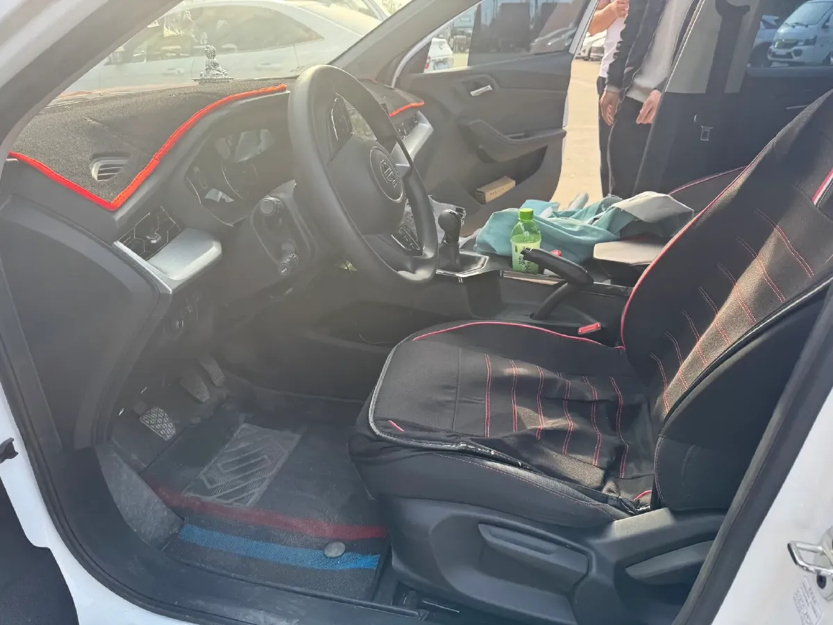 2023 MG 5 1.5L 129HP L4 5MT,autocango,china used car exporter,china ev exporter,chinese used car exporter,chinese used ev exporter