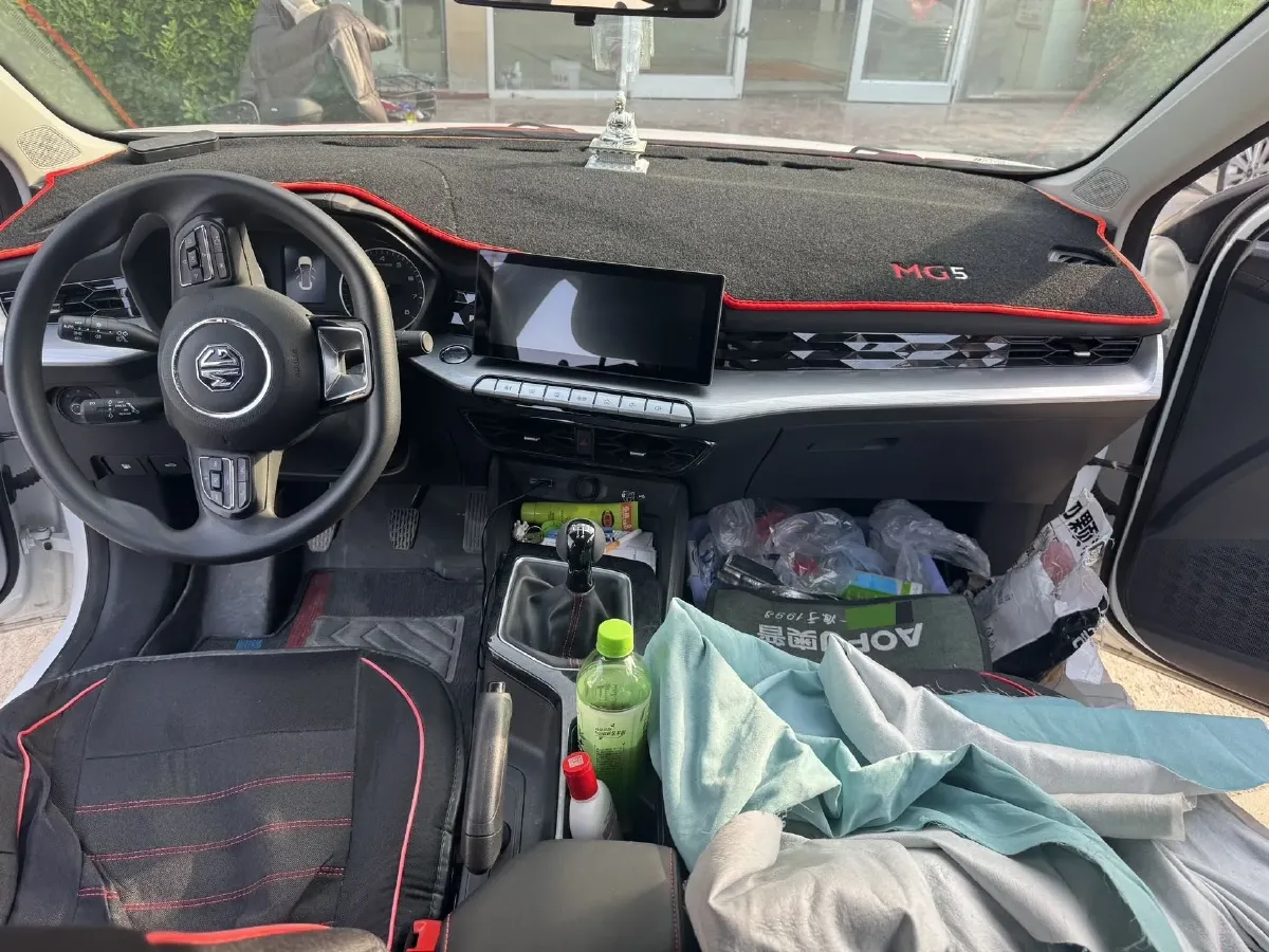 2023 MG 5 1.5L 129HP L4 5MT,autocango,china used car exporter,china ev exporter,chinese used car exporter,chinese used ev exporter