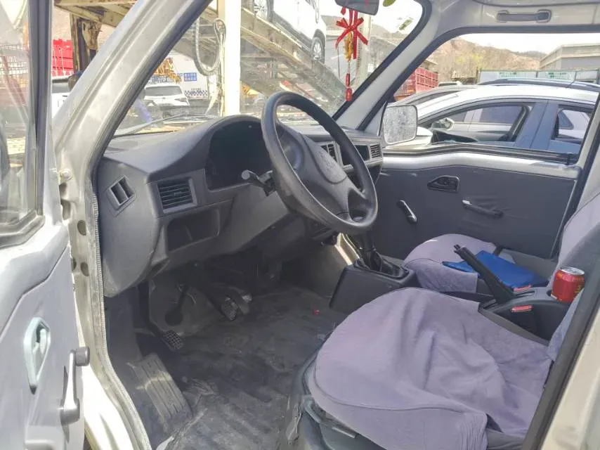 2020 WuLing ZhiGuang 1.2L 76HP L4 5MT,autocango,china used car exporter,china ev exporter,chinese used car exporter,chinese used ev exporter