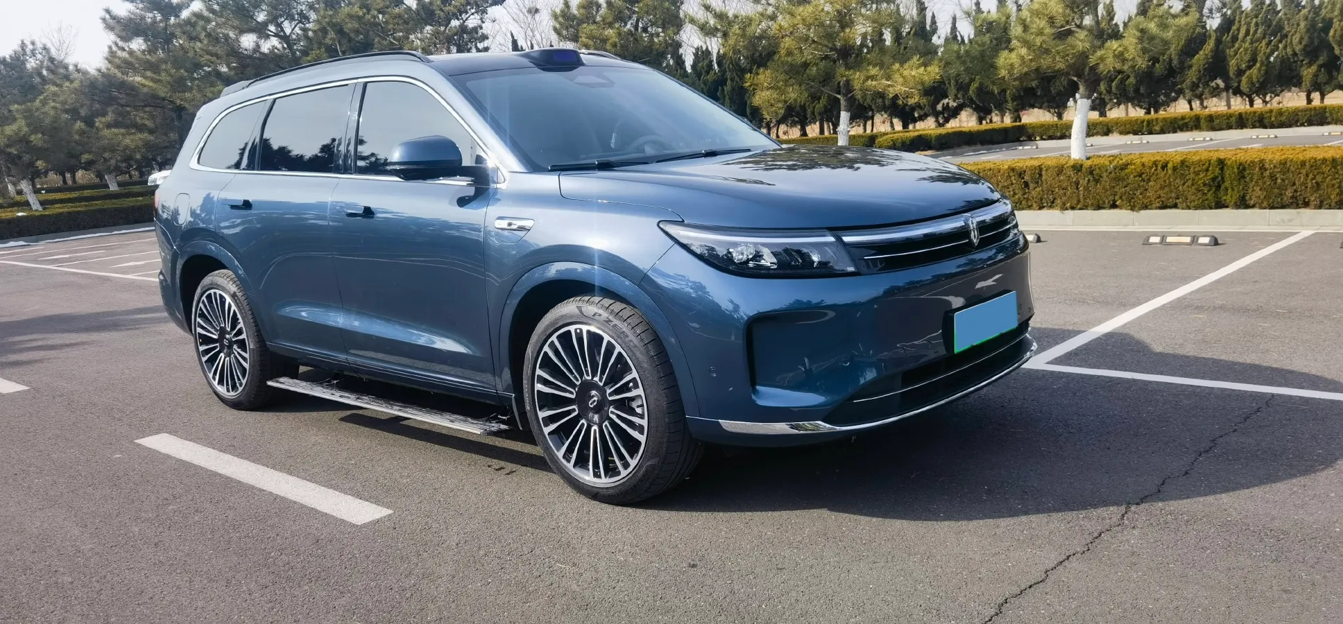 2024 AITO AITO M7 1.5T 152HP L4 REEV 42KWH,autocango,china used car exporter,china ev exporter,chinese used car exporter,chinese used ev exporter