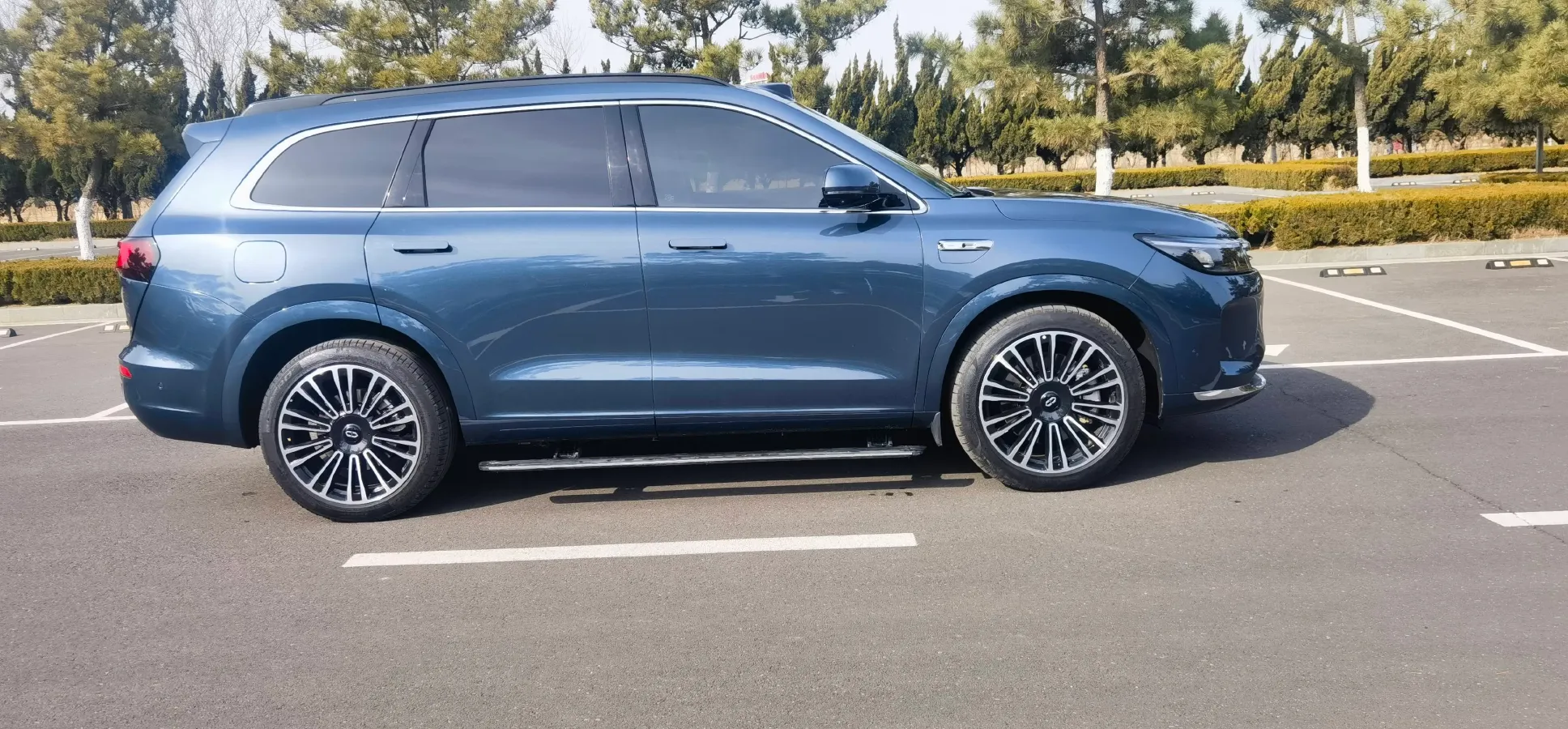 2024 AITO AITO M7 1.5T 152HP L4 REEV 42KWH,autocango,china used car exporter,china ev exporter,chinese used car exporter,chinese used ev exporter