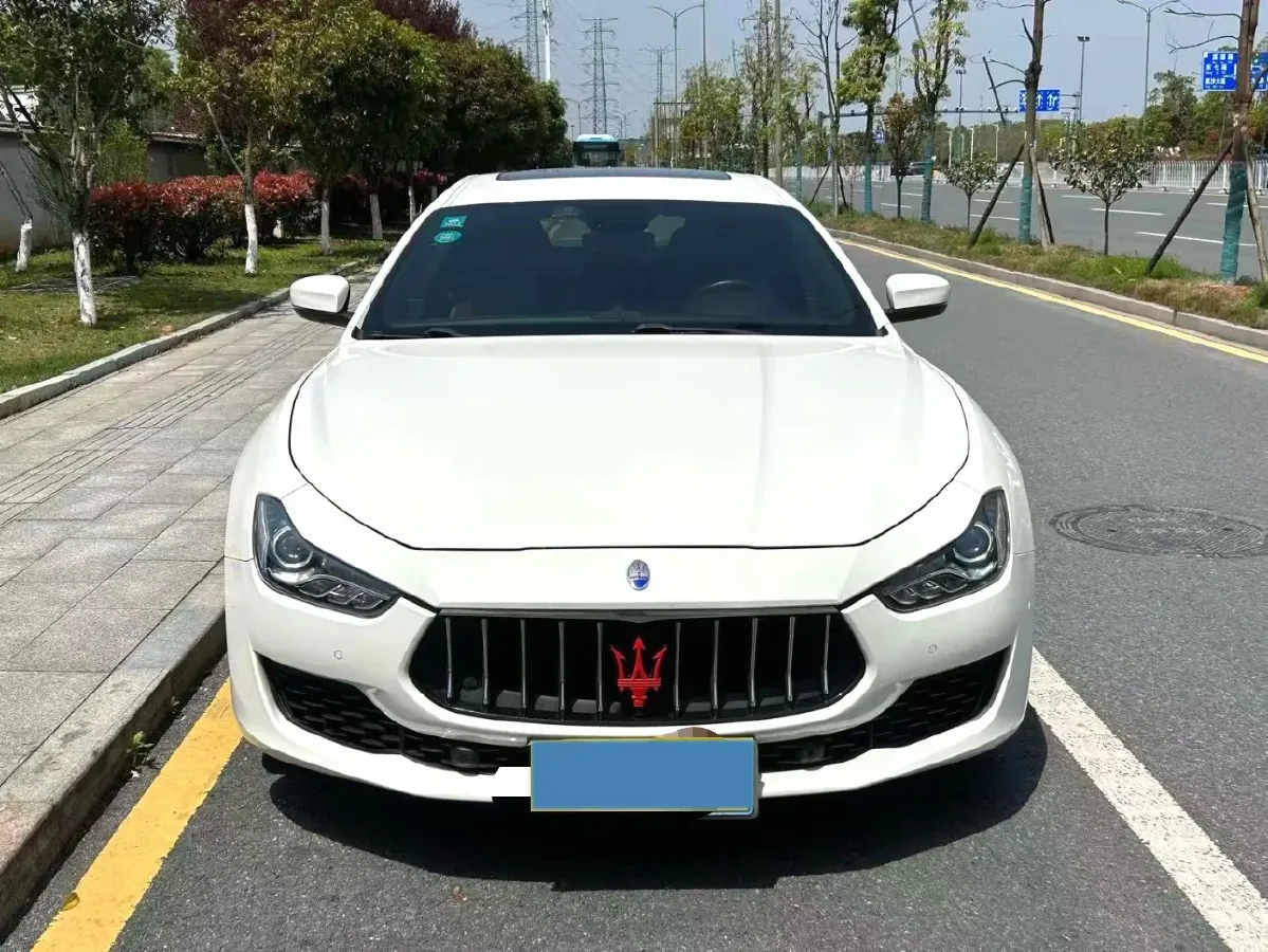 2018 Maserati Ghibli 3.0T 350HP V6 8AT,autocango,china used car exporter,china ev exporter,chinese used car exporter,chinese used ev exporter