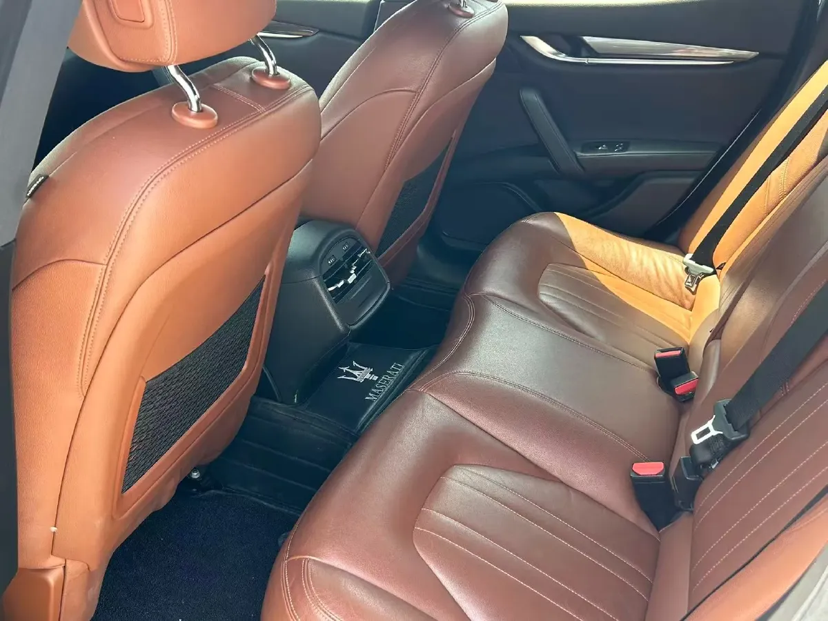 2018 Maserati Ghibli 3.0T 350HP V6 8AT,autocango,china used car exporter,china ev exporter,chinese used car exporter,chinese used ev exporter