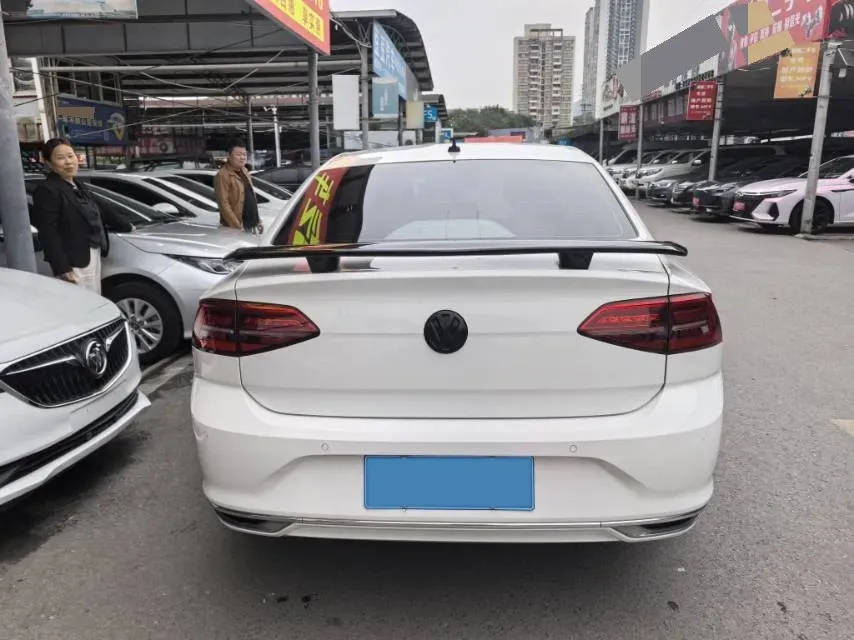 2019 Volkswagen Passat 1.4T 150HP L4 7DCT,autocango,china used car exporter,china ev exporter,chinese used car exporter,chinese used ev exporter