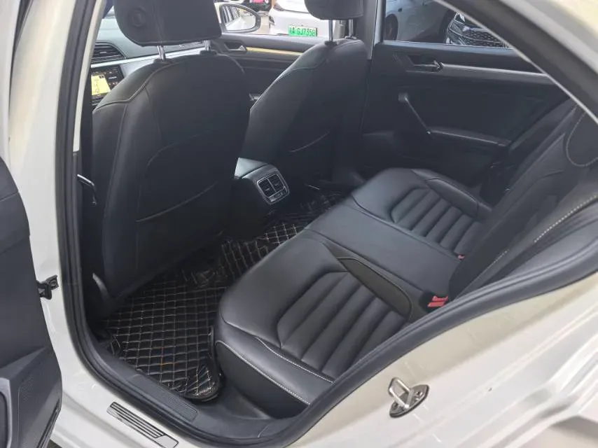 2019 Volkswagen Passat 1.4T 150HP L4 7DCT,autocango,china used car exporter,china ev exporter,chinese used car exporter,chinese used ev exporter