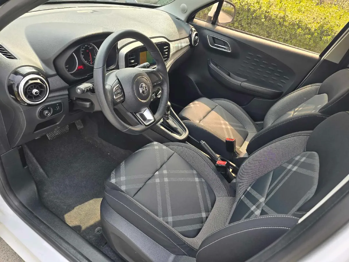 2017 MG 3 1.5L 117HP L4 4AT,autocango,china used car exporter,china ev exporter,chinese used car exporter,chinese used ev exporter