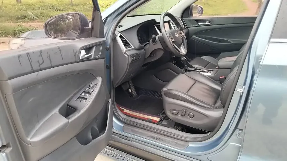 2018 Hyundai Tucson 1.6T 177HP L4 7DCT,autocango,china used car exporter,china ev exporter,chinese used car exporter,chinese used ev exporter