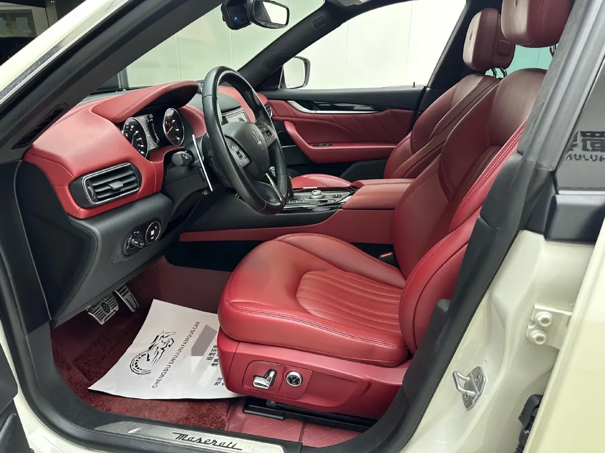 2021 Maserati Levante 3.0T 350HP V6 8AT,autocango,china used car exporter,china ev exporter,chinese used car exporter,chinese used ev exporter