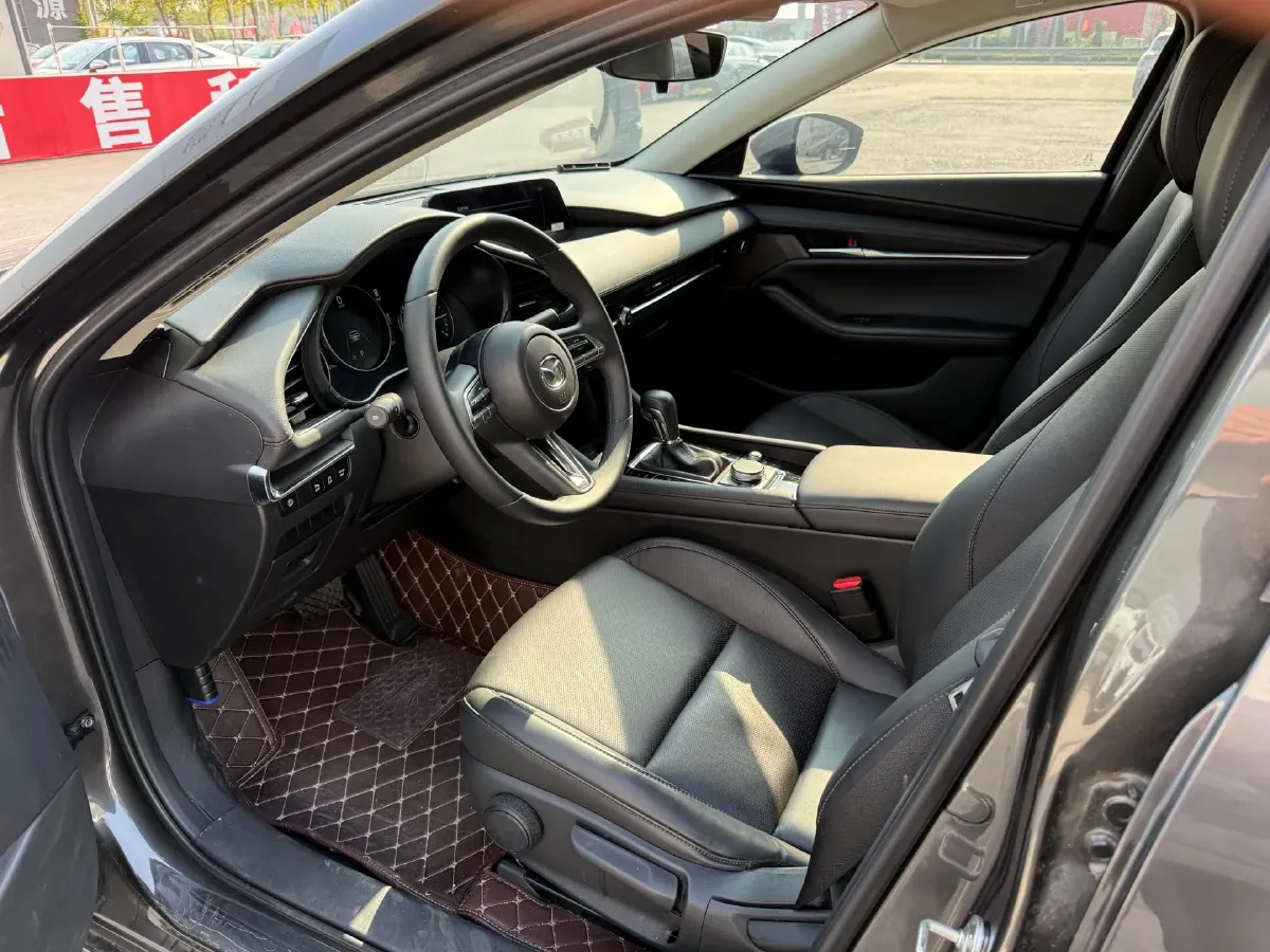 2023 Mazda 3 Axela 2.0L 158HP L4 6AT,autocango,china used car exporter,china ev exporter,chinese used car exporter,chinese used ev exporter