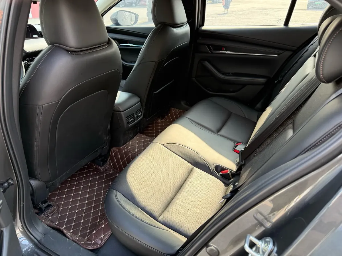 2023 Mazda 3 Axela 2.0L 158HP L4 6AT,autocango,china used car exporter,china ev exporter,chinese used car exporter,chinese used ev exporter