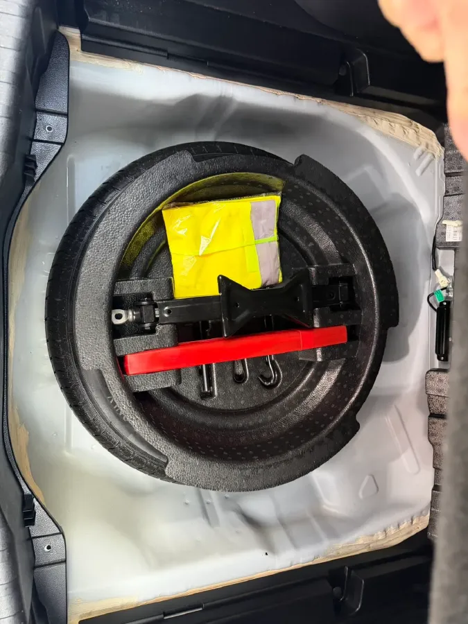 2022 Chery Little Ant BEV 40.6KWH,autocango,china used car exporter,china ev exporter,chinese used car exporter,chinese used ev exporter