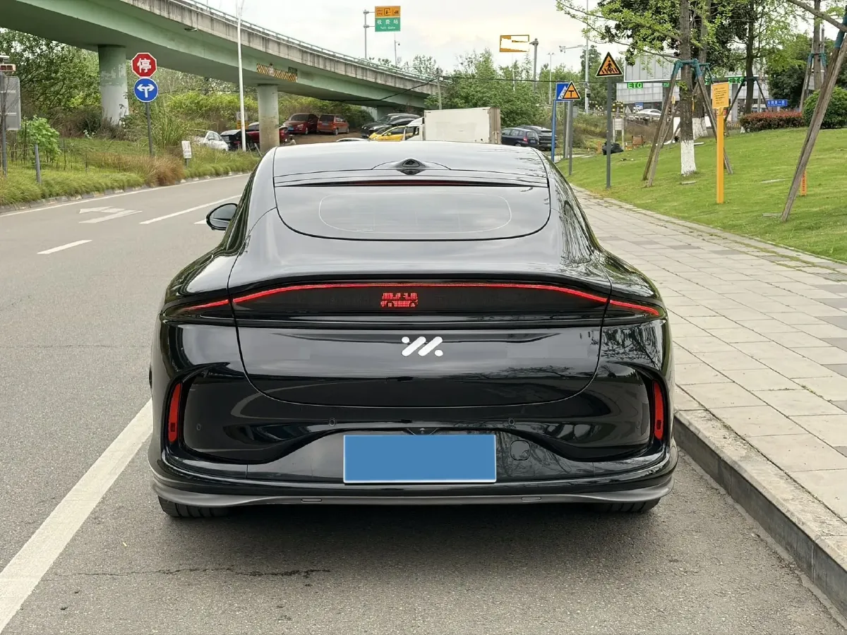 2024 IM L6 BEV 100KWH,autocango,china used car exporter,china ev exporter,chinese used car exporter,chinese used ev exporter