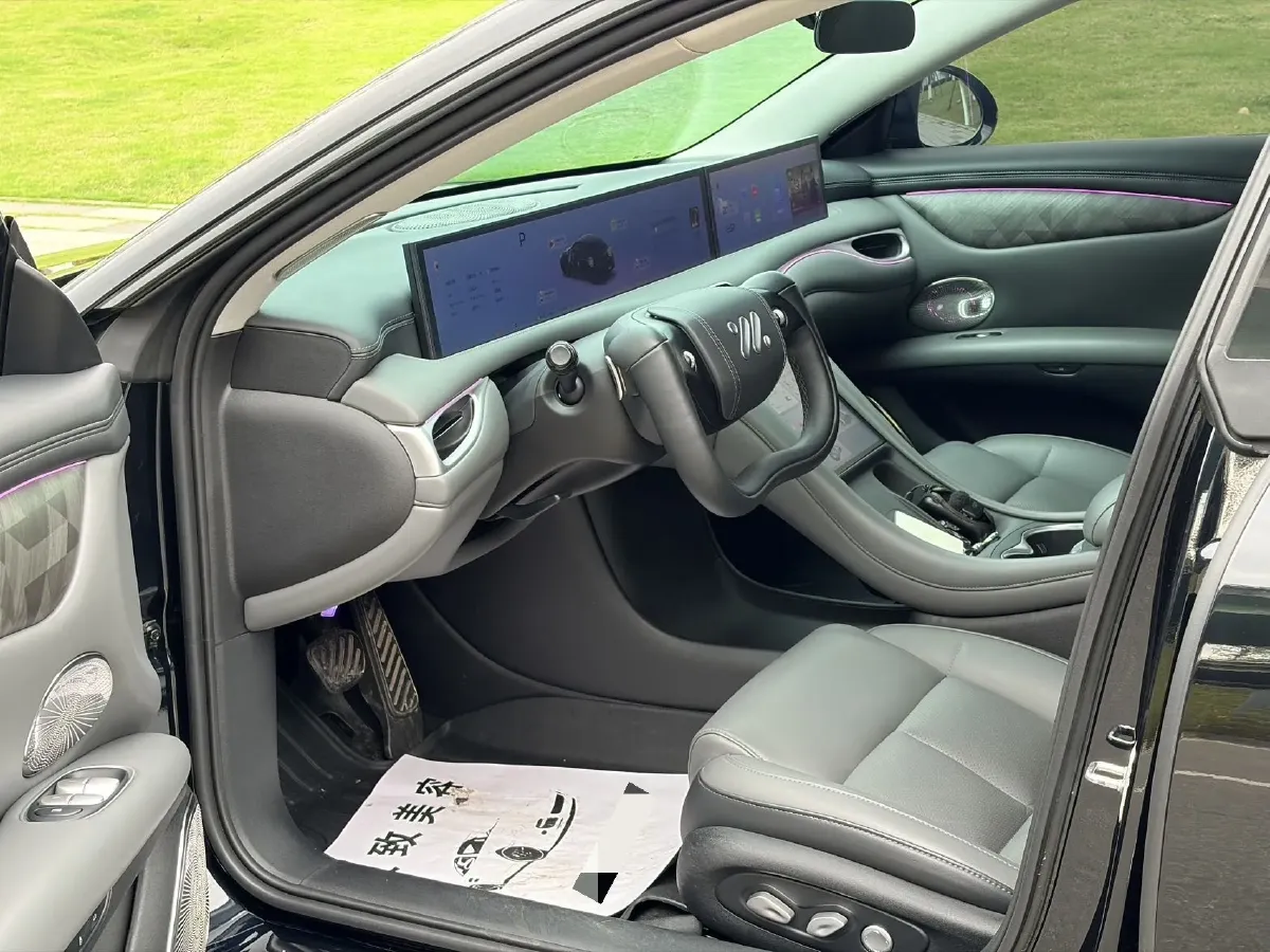 2024 IM L6 BEV 100KWH,autocango,china used car exporter,china ev exporter,chinese used car exporter,chinese used ev exporter