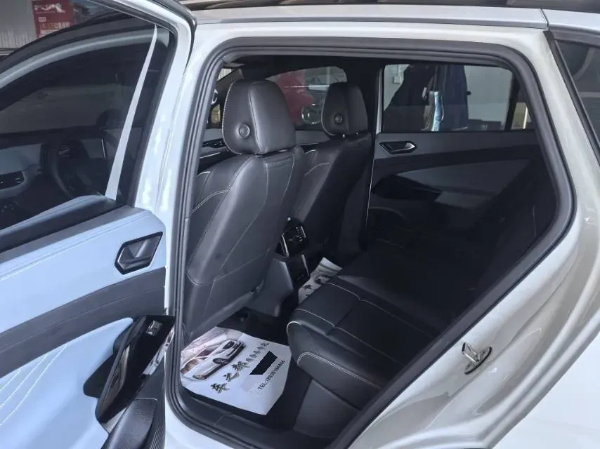 2025 Volkswagen ID.4 X BEV 52.8KWH,autocango,china used car exporter,china ev exporter,chinese used car exporter,chinese used ev exporter