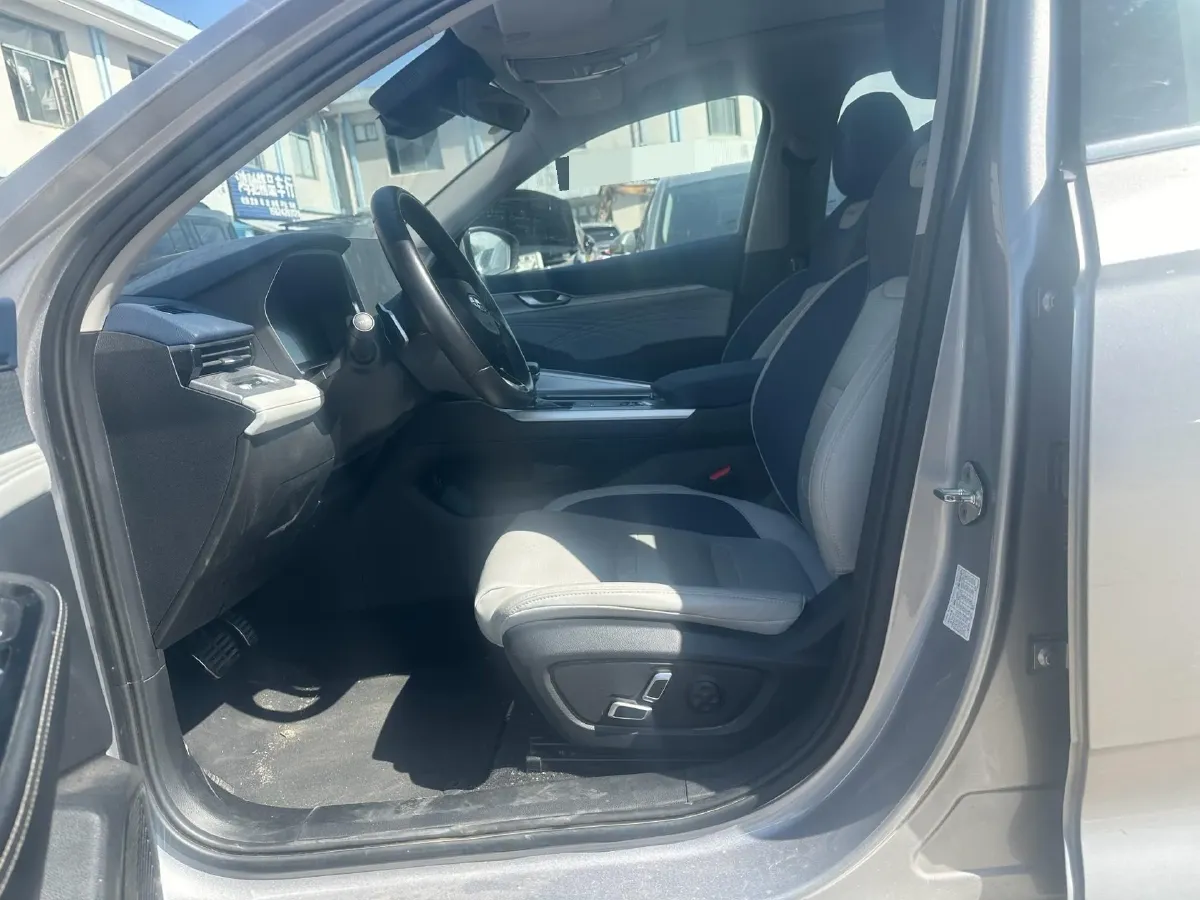 2023 Geely Preface 2.0T 190HP L4 7DCT,autocango,china used car exporter,china ev exporter,chinese used car exporter,chinese used ev exporter