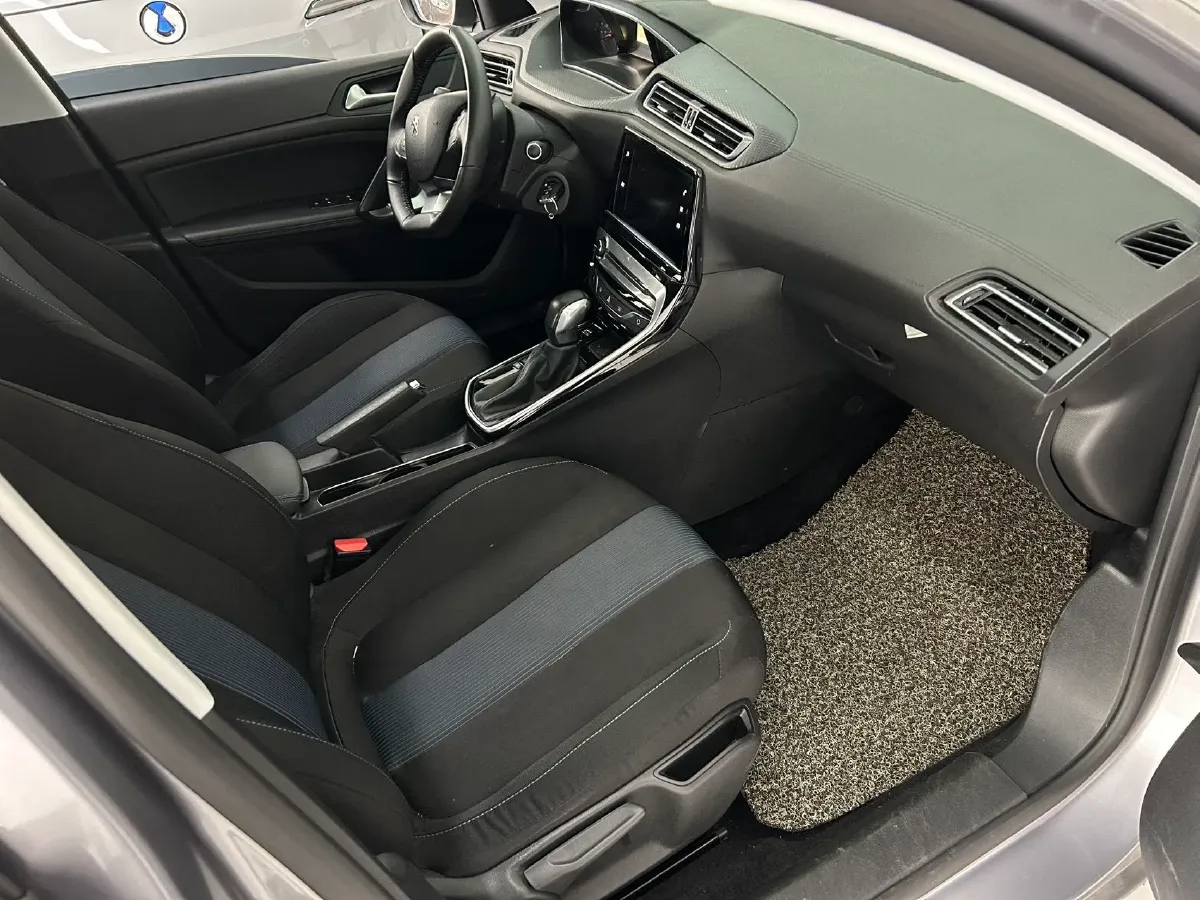 2018 Peugeot 308 1.6L 117HP L4 6AT,autocango,china used car exporter,china ev exporter,chinese used car exporter,chinese used ev exporter