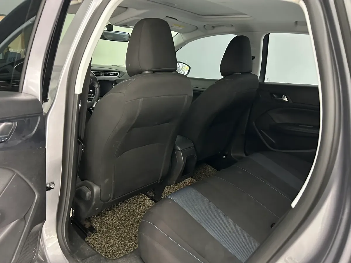 2018 Peugeot 308 1.6L 117HP L4 6AT,autocango,china used car exporter,china ev exporter,chinese used car exporter,chinese used ev exporter