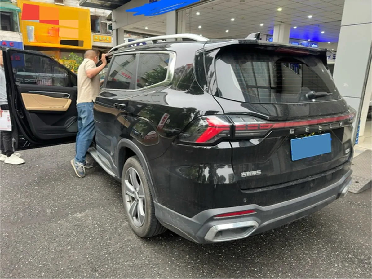 2023 Geely Okavango L 2.0T 218HP L4 7DCT,autocango,china used car exporter,china ev exporter,chinese used car exporter,chinese used ev exporter