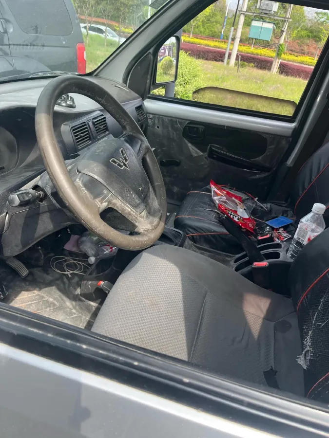 2018 WuLing RongGuang New Truck 1.5L 107HP L4 5MT,autocango,china used car exporter,china ev exporter,chinese used car exporter,chinese used ev exporter